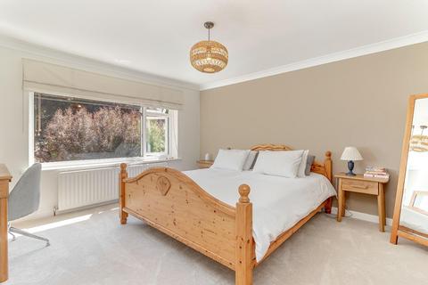 19 Westminster Crescent, Burn Bridge, Harrogate, HG3 1LX