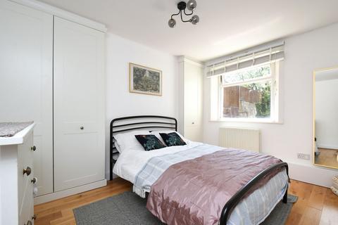 1 bedroom ground floor flat for sale, Stanstead Road, London, SE23 1BS