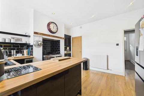 3 bedroom end of terrace house for sale, Watch Street, Sheffield S13