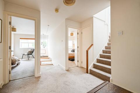 9 Harley Grove, London, E3 2AT