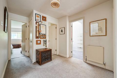 9 Harley Grove, London, E3 2AT