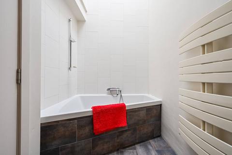 9 Harley Grove, London, E3 2AT