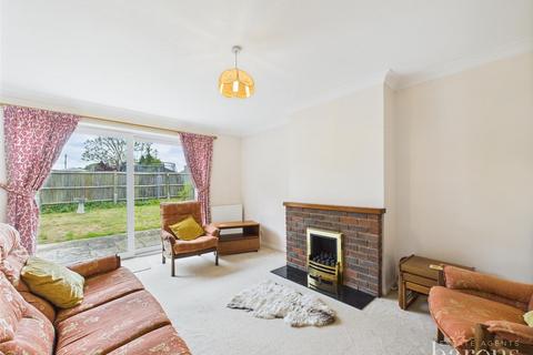 3 Dalewood, Basingstoke, RG22 5EG