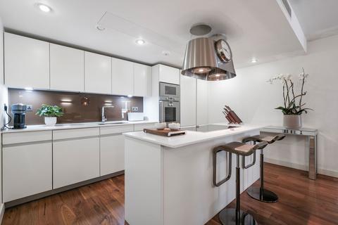 3 bedroom flat for sale, Bolsover Street, London W1W