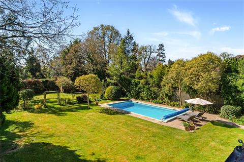 undefined, Mizen Way, Cobham, Surrey, KT11