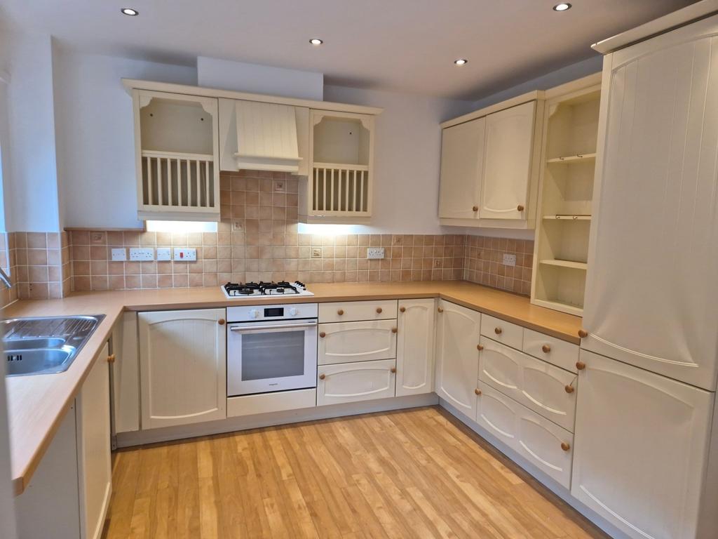 Kitchen 2