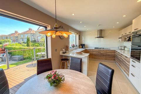 4 Axwell View, Whickham, Newcastle Upon Tyne, NE16 4JS