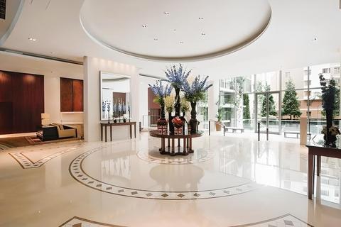 undefined, Knightsbridge, London SW7