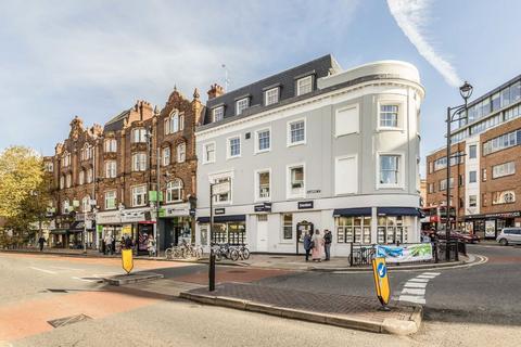 2 bedroom flat to rent, Claremont Road, Surbiton KT6