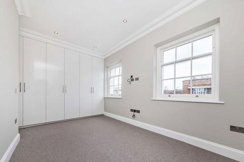 2 bedroom flat to rent, Claremont Road, Surbiton KT6