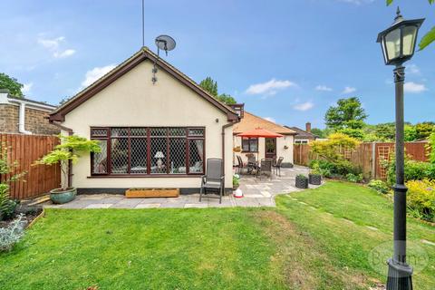 3 bedroom bungalow for sale, Hazel Road, Ash Green GU12