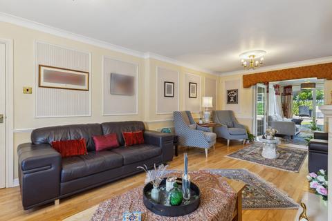 undefined, Nevern Close, Heaton, Bolton, BL1