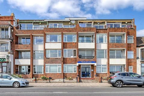 2 bedroom penthouse for sale, Faversham Lodge, Eastern Esplanade, Thorpe Bay, Essex, SS1