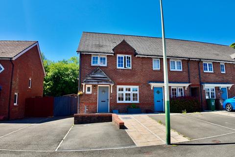 3 bedroom end of terrace house for sale, Harrier Avenue, Penallta, CF82
