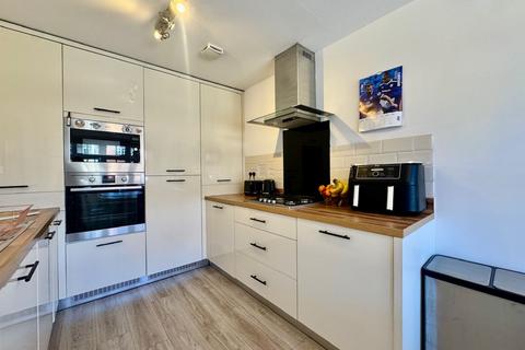 3 bedroom end of terrace house for sale, Harrier Avenue, Penallta, CF82