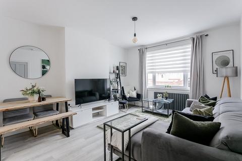 2 bedroom flat for sale, Parkhead View, Edinburgh, EH11