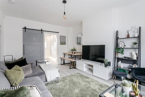 2 bedroom flat for sale, Parkhead View, Edinburgh, EH11