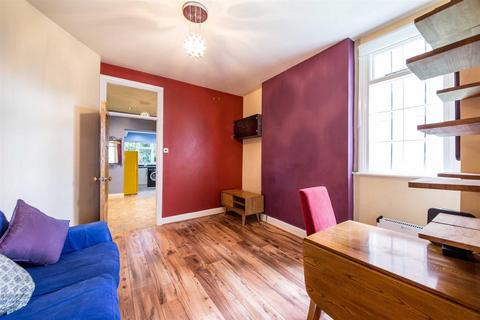 1 bedroom flat for sale, Torriano Avenue, Kentish Town, NW5