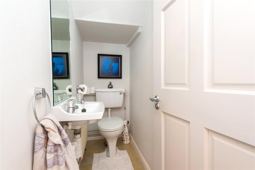 Guest Cloakroom