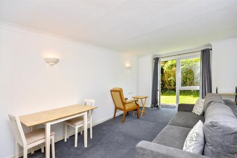 1 bedroom retirement property for sale, St. Leonards Road, Eastbourne