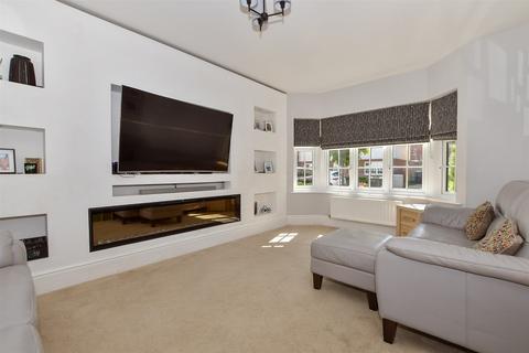 undefined, Thomas Road, Aylesford, Kent