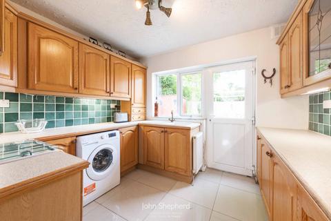 2 bedroom maisonette for sale, Grangewood Court, Woodshires Road, Solihull, West Midlands, B92