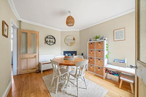 3 bedroom semi-detached house for sale, Henslow Road, Ipswich, IP4