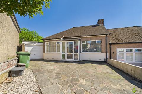 19 Doris Avenue, Erith, DA8 3ND