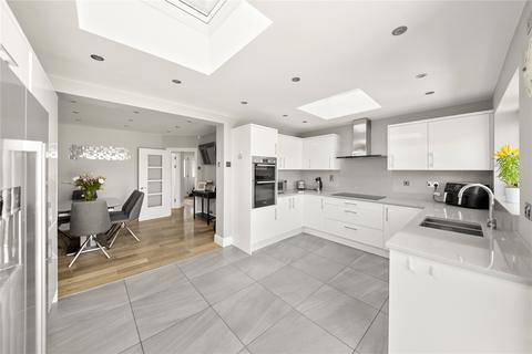 8 Royal Crescent, Ruislip, HA4 0PW