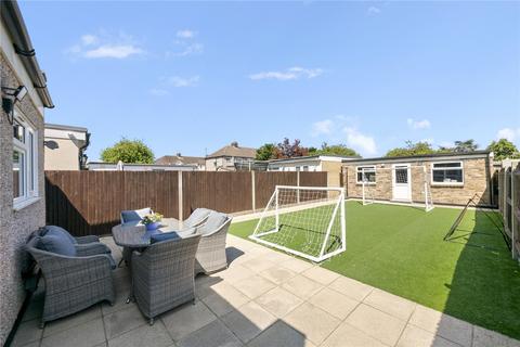 8 Royal Crescent, Ruislip, HA4 0PW