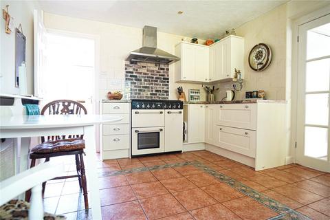 11 Yonder Way, Wanborough, Swindon, SN4 0BX