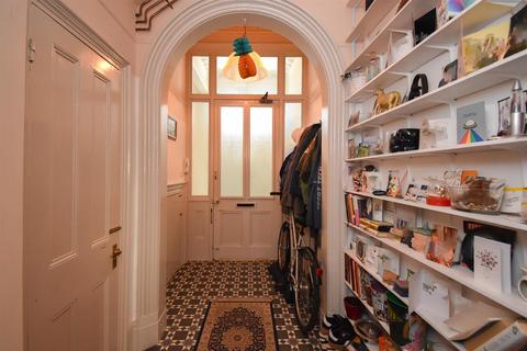 2 bedroom flat for sale, Church Road, St Leonards-On-Sea