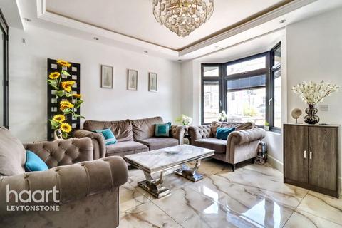 undefined, Vicarage Road, Leyton