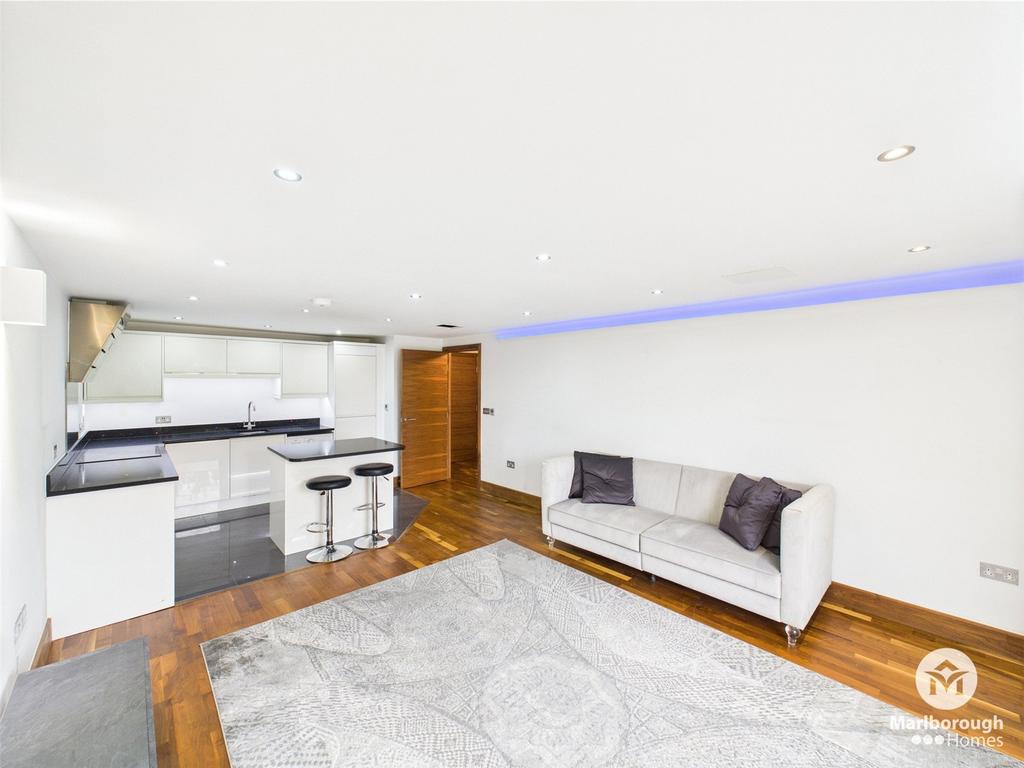 Woolston Manor Ig7