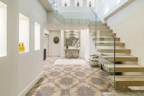 2 bedroom flat for sale, Dalston Lane, London E8