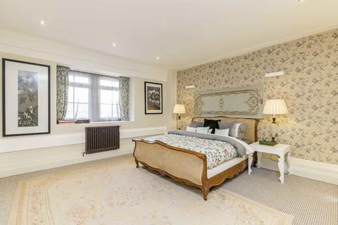 2 bedroom flat for sale, Dalston Lane, London E8