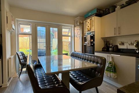41 Hedgerow Way, Holmer, Hereford, HR4 9FF