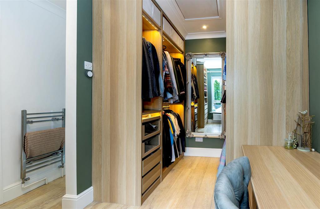 Bedroom dressing room walk in SAPL5216-20250517-Dx