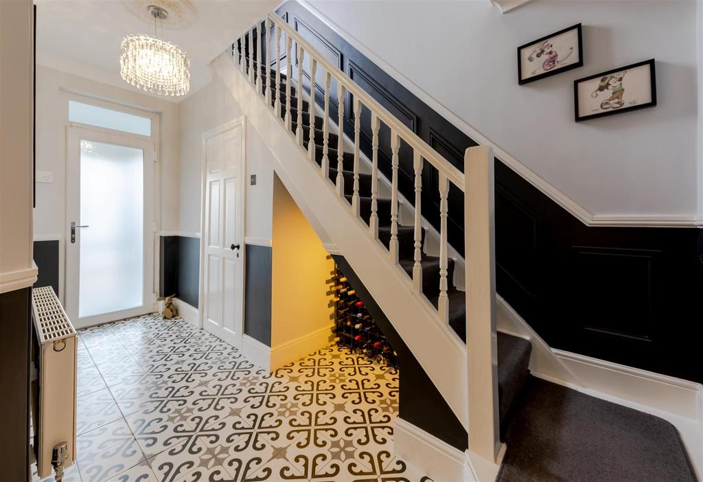 Stairs reception area 1 SAPL5213-20250517-Dx O Deep