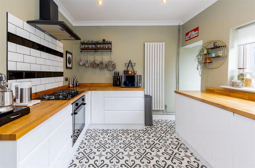 Kitchen 1 SAPL5118-20250517-Dx O Deep PRIME XD2s.jpg