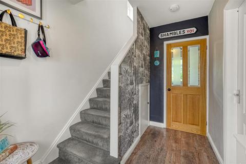 4 Lynne Close, Darlington, DL3 0AQ