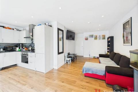 43 Coronation Drive, Hornchurch, RM12 5BP