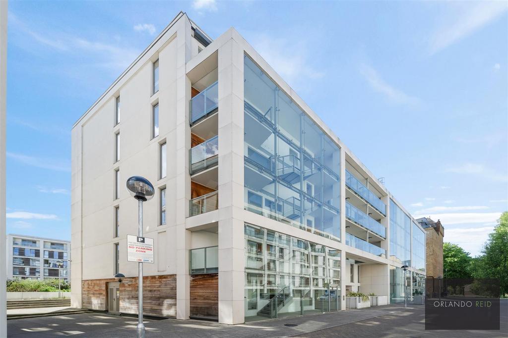 Flat 308, Zachary House SW9 0 AF-1.jpg