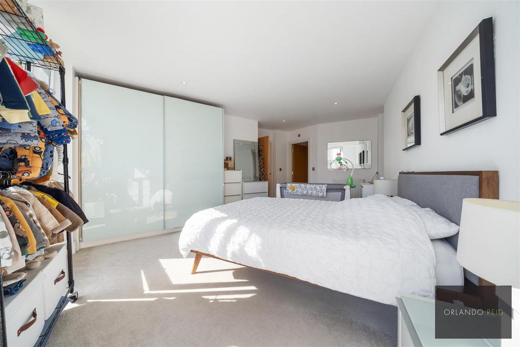 Flat 308, Zachary House SW9 0 AF-11.jpg