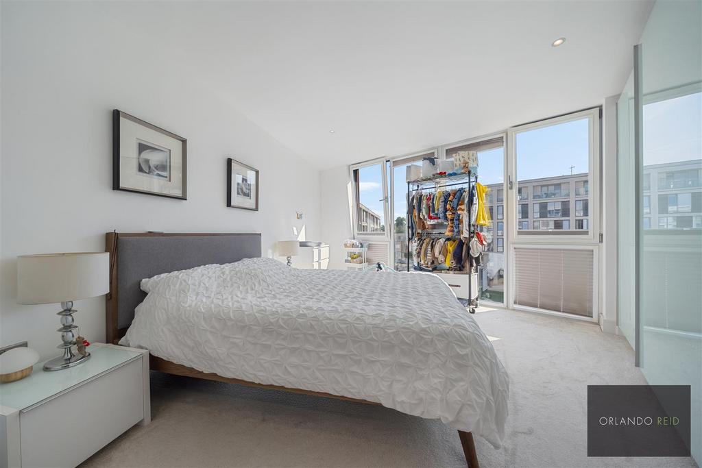 Flat 308, Zachary House SW9 0 AF-10.jpg