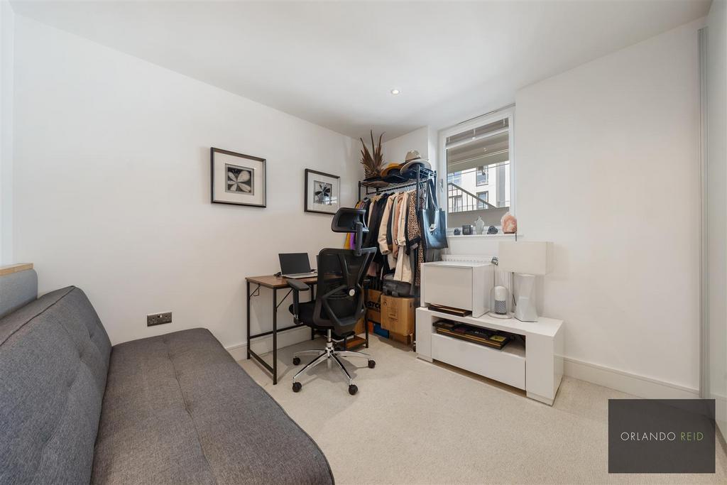 Flat 308, Zachary House SW9 0 AF-4.jpg