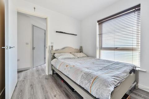 2 bedroom block of apartments for sale, Reading,  Berkshire,  RG30