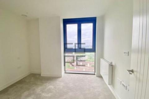 2 bedroom flat to rent, Twelve Trees Park, London E15
