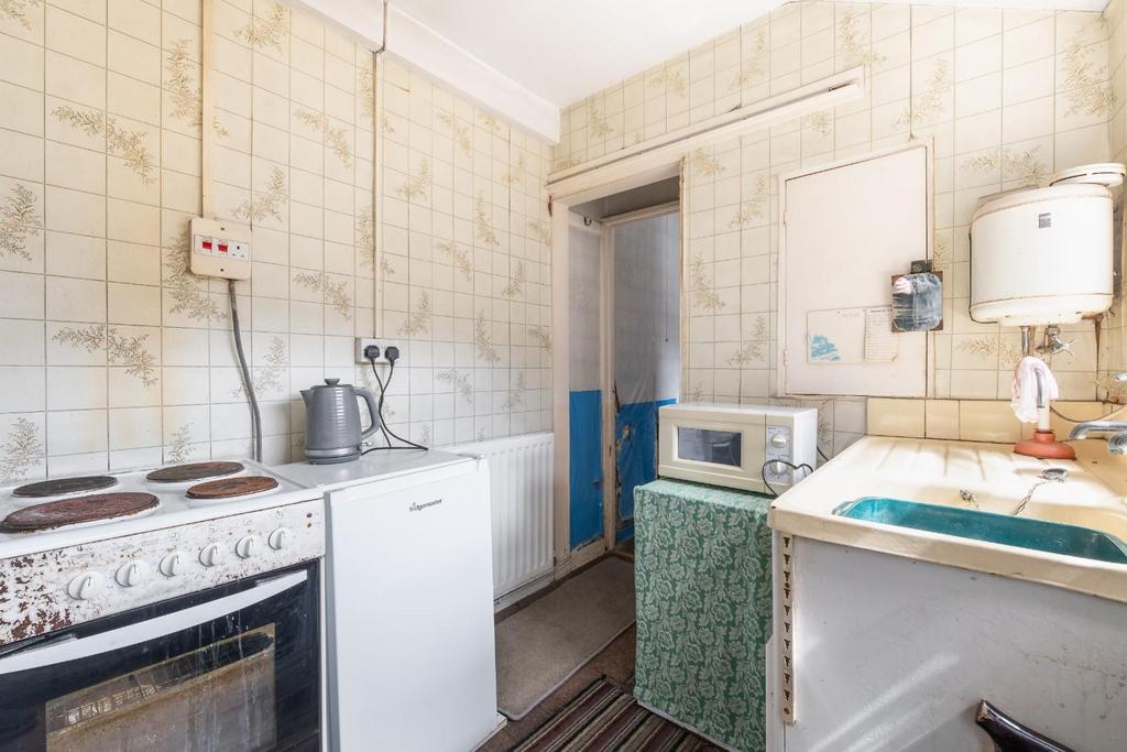Kitchen-1.jpg