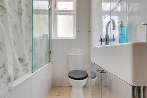 33 Mill Road, London, SW19 2NE